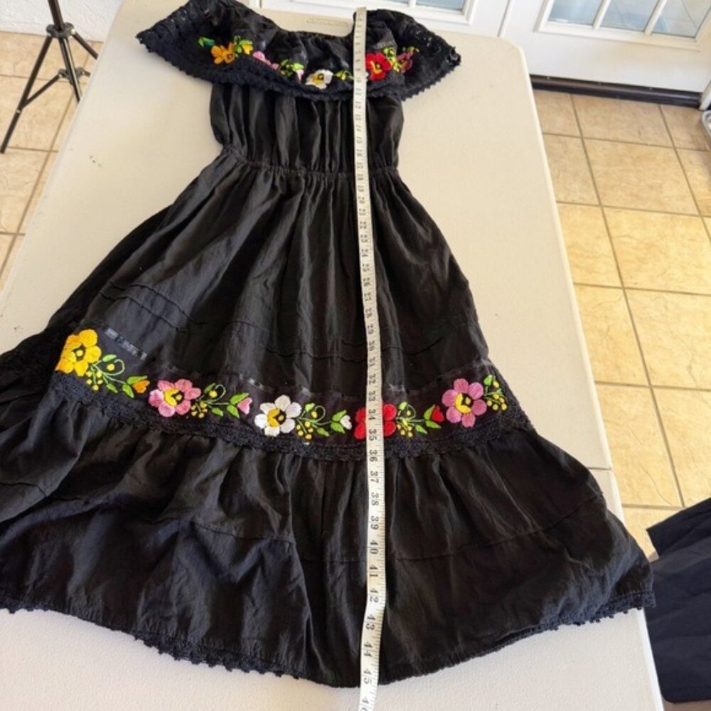 Mexican hand embroidered artesian black floral dress Off Shoulder Cotton Medium - Picture 10 of 12